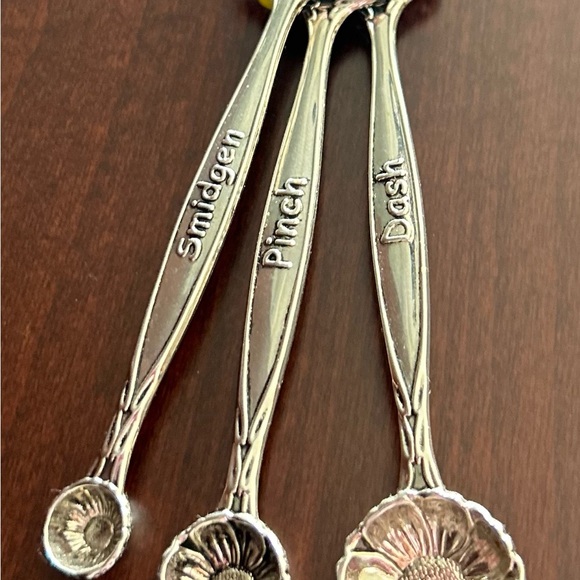 Measuring Spoons - Picture 6 of 6